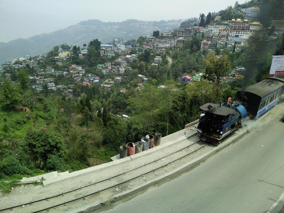 Darjeeling Hi De Stay Exterior photo